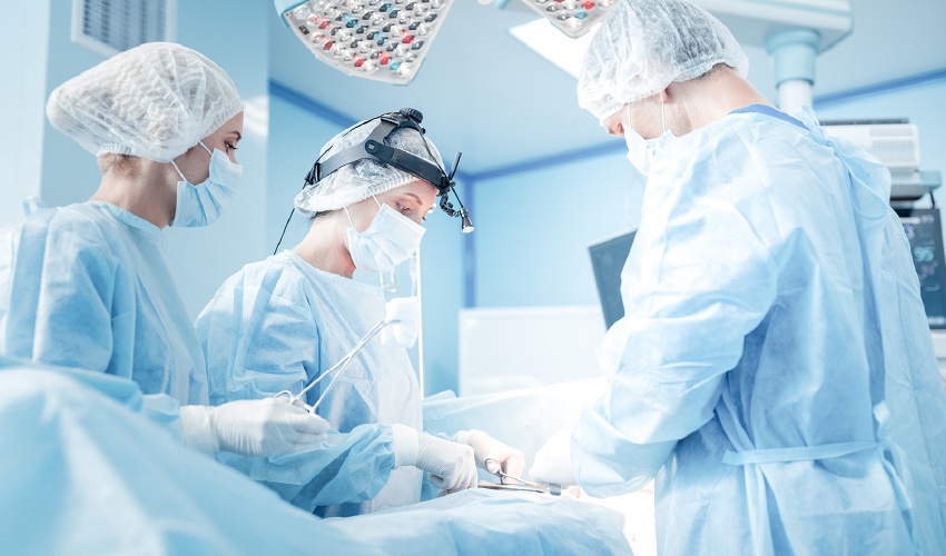 Mikroskobik Cerrahi: Modern Tıbbın İncelikli Çözümü